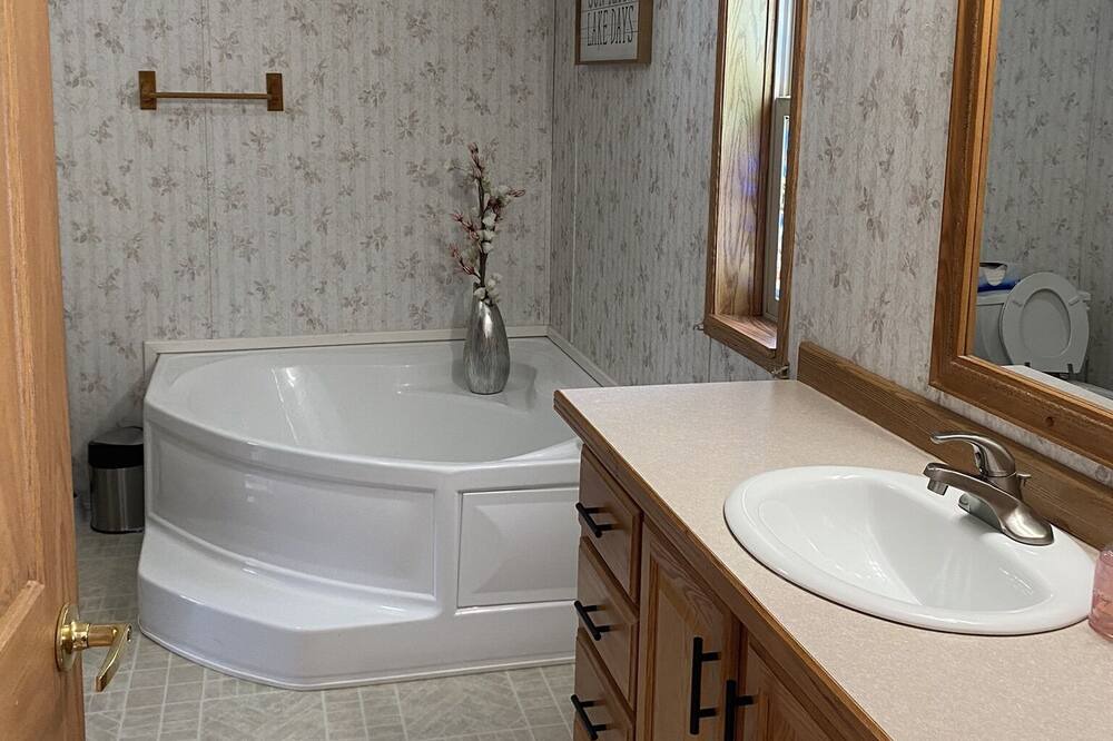 Photo of Bathroom in Ottertail