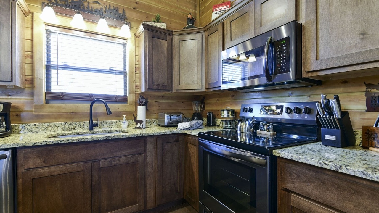 Photo of Kitchen in Branson Cedars