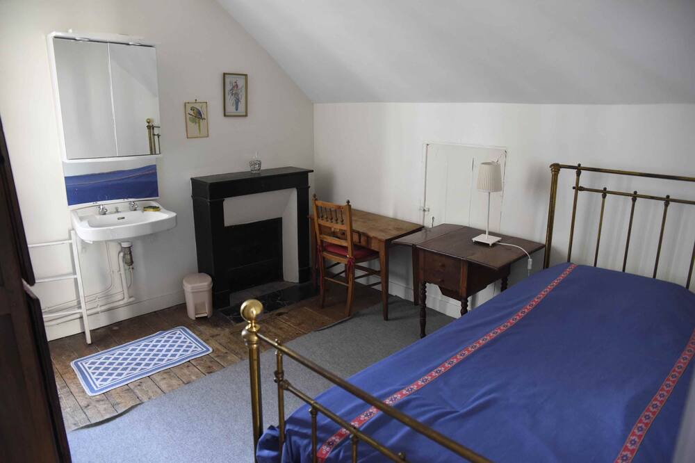 Photo of Bedroom in Saint-Aubin-sur-Scie