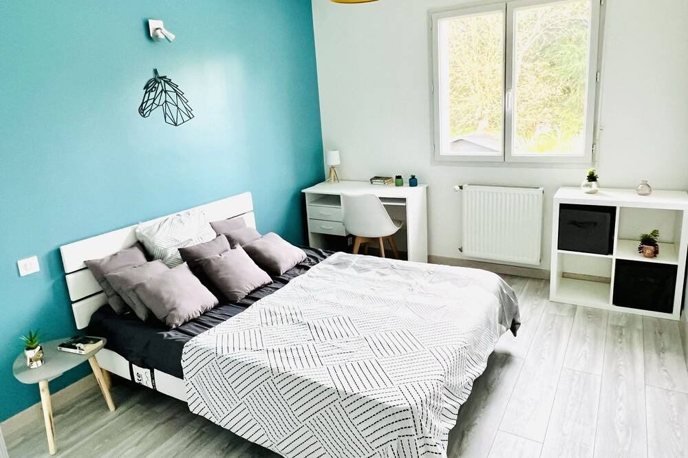 Photo of Bedroom in Nort-sur-Erdre