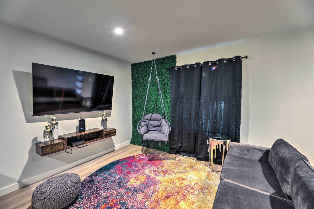 Photo of Bedroom in Barton Hills