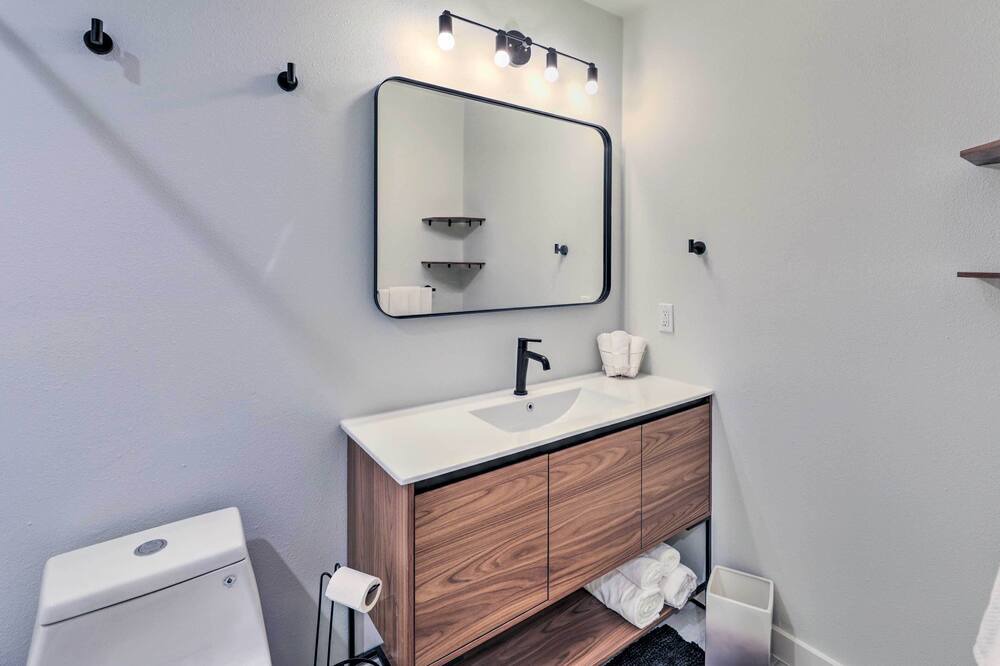 Photo of Bathroom in Barton Hills