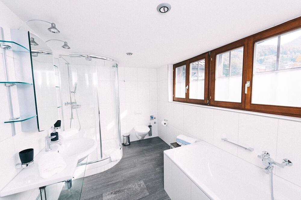 Photo of Bathroom in Walchwil