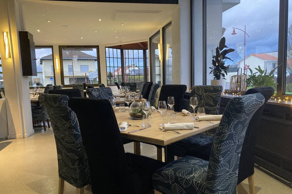 Photo of Others in Seingbouse