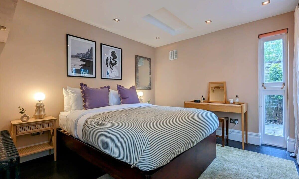 Photo of Bedroom in Belsize