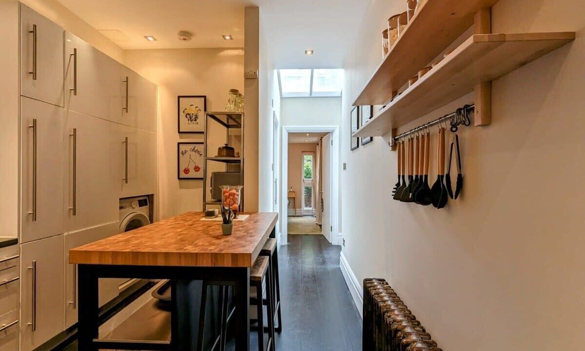 Photo of Others in Belsize