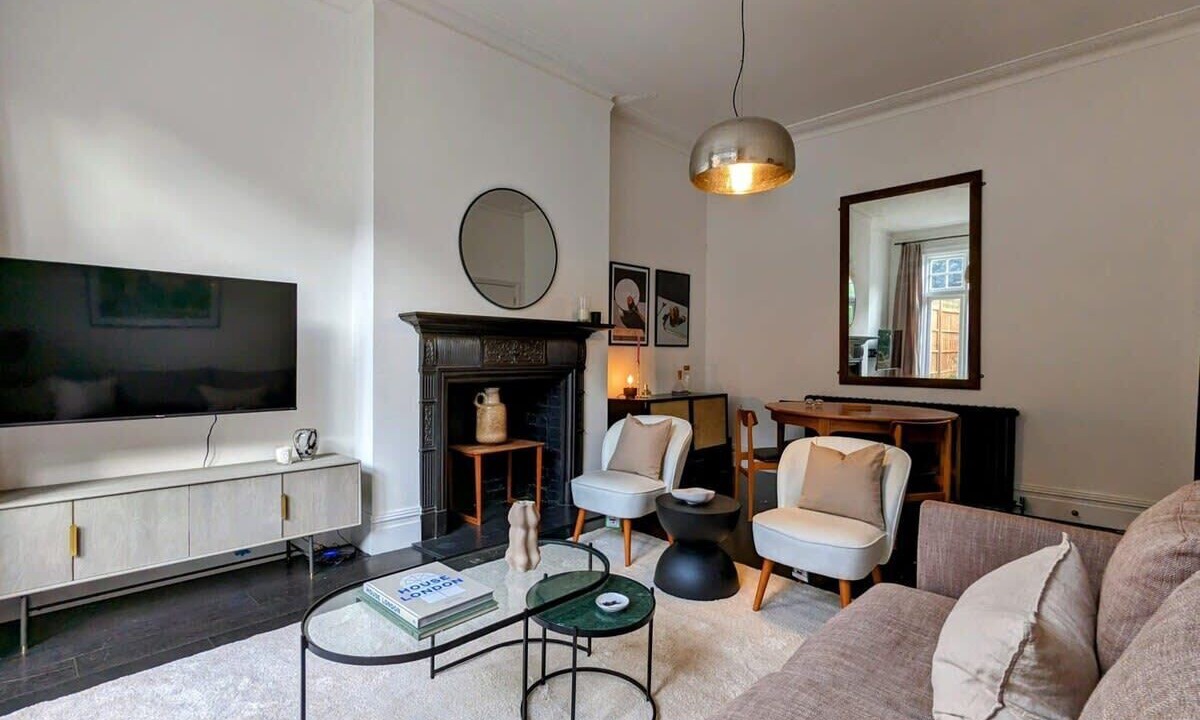 Photo of Others in Belsize