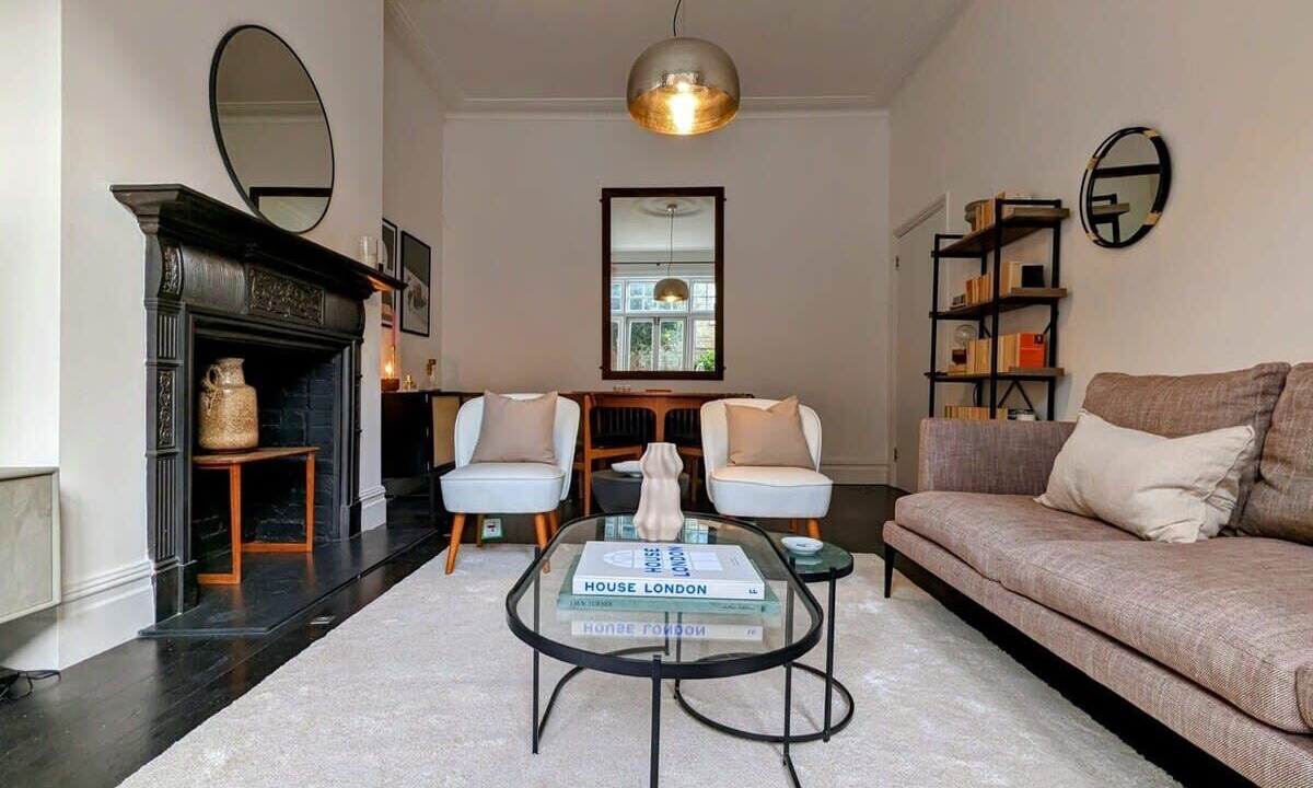 Photo of Others in Belsize