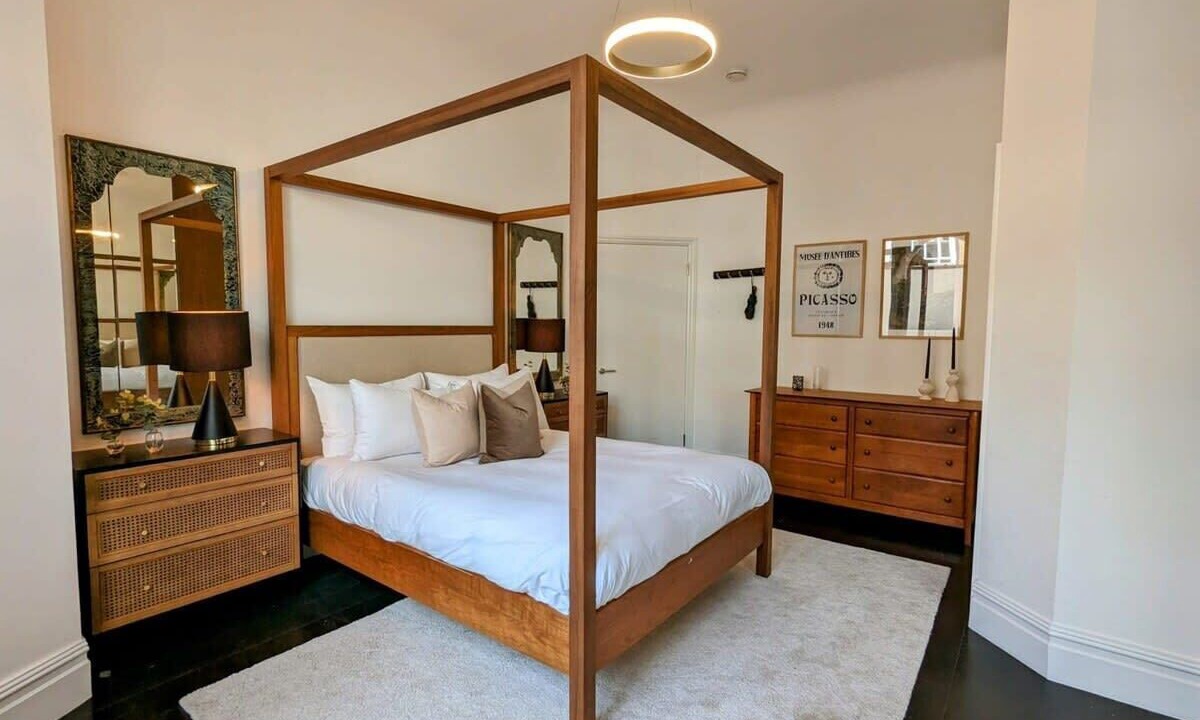 Photo of Bedroom in Belsize