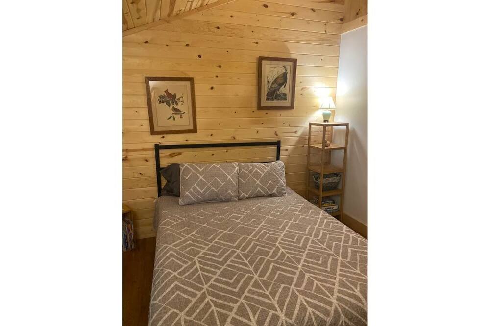 Photo of Bedroom in Cattail Creek