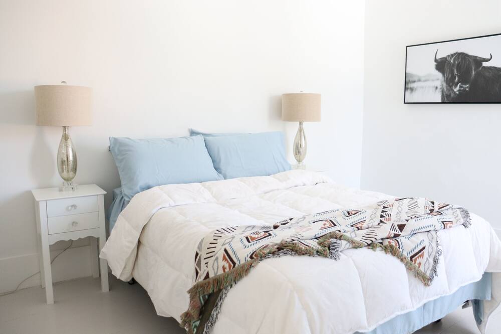 Photo of Bedroom in Delta