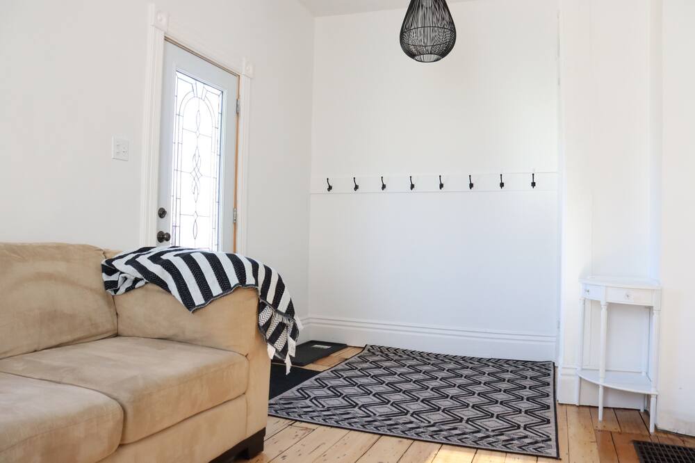 Photo of Livingroom in Delta