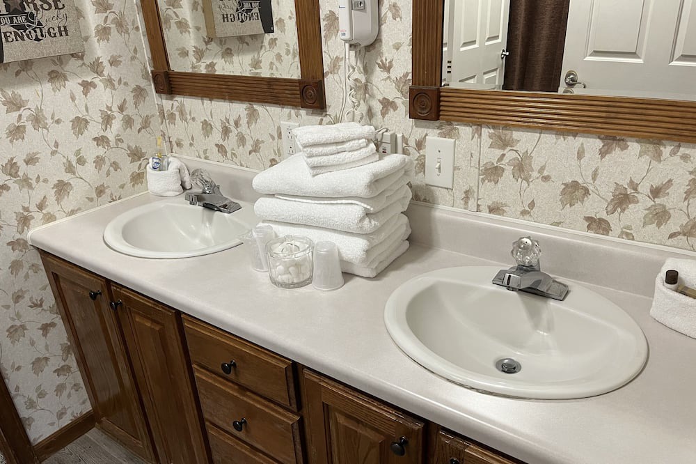 Photo of Bathroom in Kirby