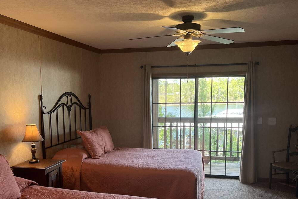 Photo of Bedroom in Kirby