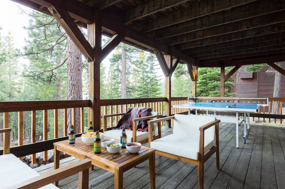Photo of Outdoor in Kingswood Estates