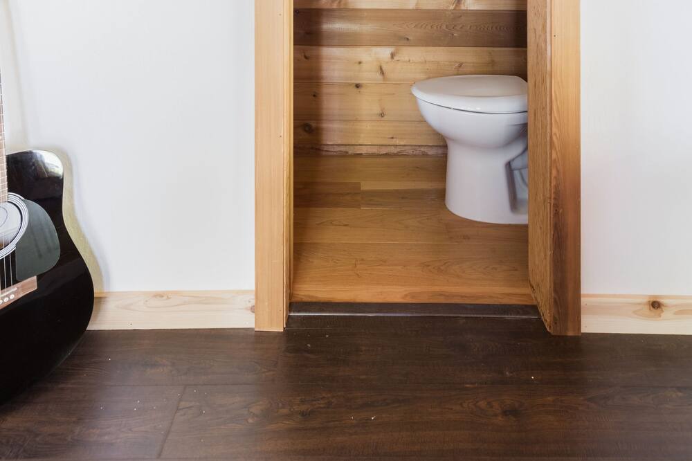 Photo of Bathroom in Kingswood Estates