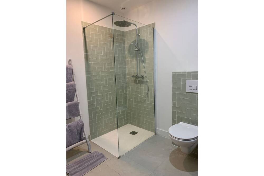 Photo of Bathroom in Troyes