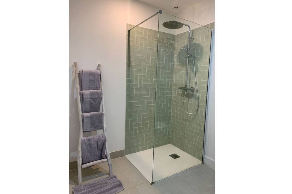 Photo of Bathroom in Troyes