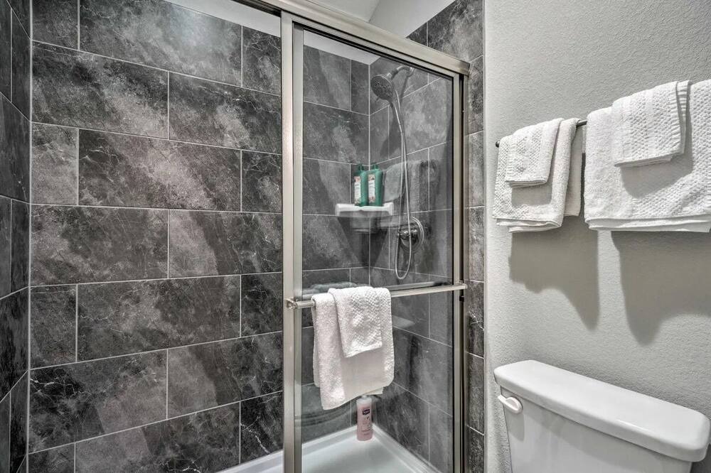 Photo of Bathroom in Pflugerville