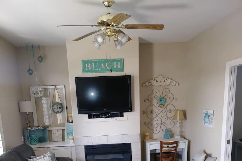 Photo of Bedroom in Oceano