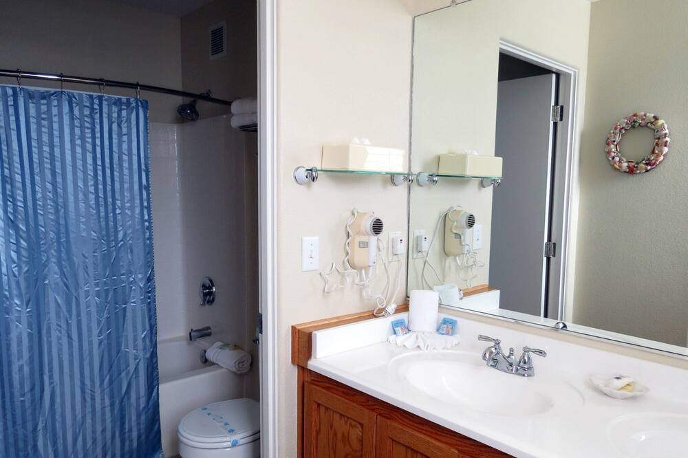 Photo of Bathroom in Oceano