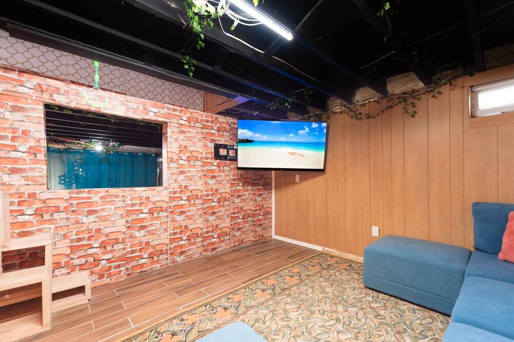 Photo of Bedroom in Mastic Beach