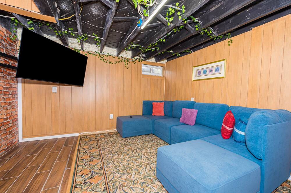 Photo of Bedroom in Mastic Beach