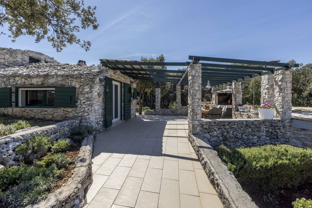 Photo of Outdoor in Dol