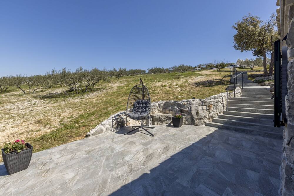 Photo of Outdoor in Dol
