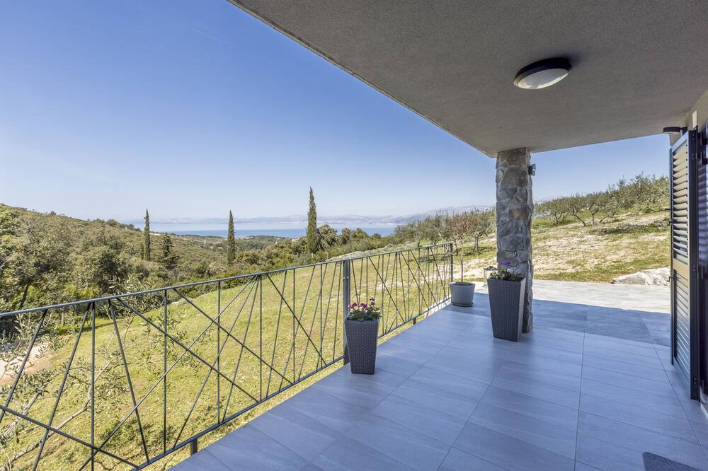 Photo of Outdoor in Dol