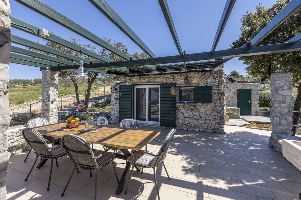 Photo of Outdoor in Dol
