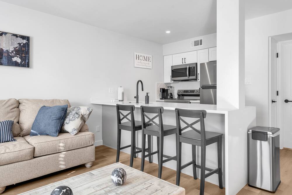 Photo of Livingroom in Barton Hills