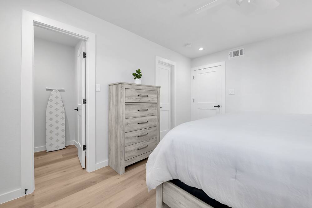 Photo of Bedroom in Barton Hills