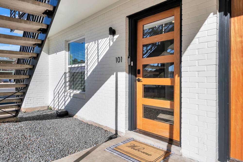 Photo of Outdoor in Barton Hills