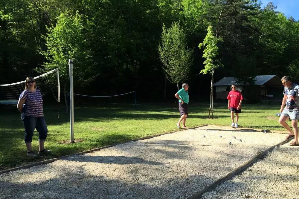 Photo of Others in Thonac