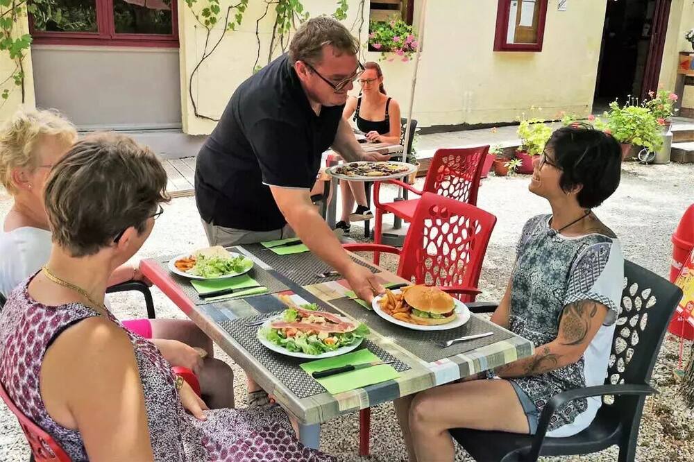 Photo of Others in Thonac