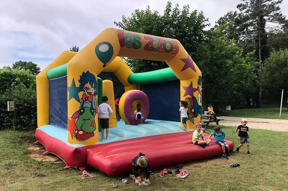 Photo of Others in Thonac