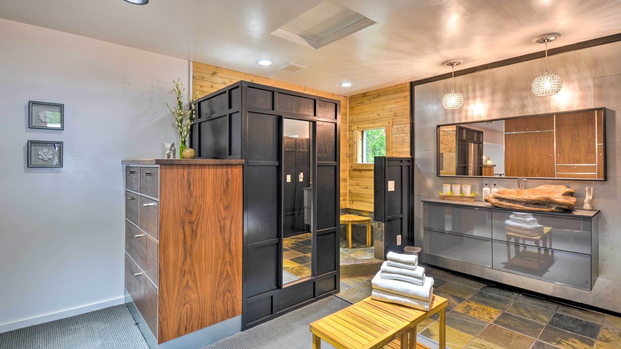 Photo of Others in Indianola