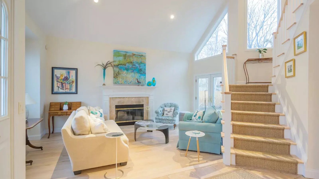 Photo of Livingroom in Lion Head Beach