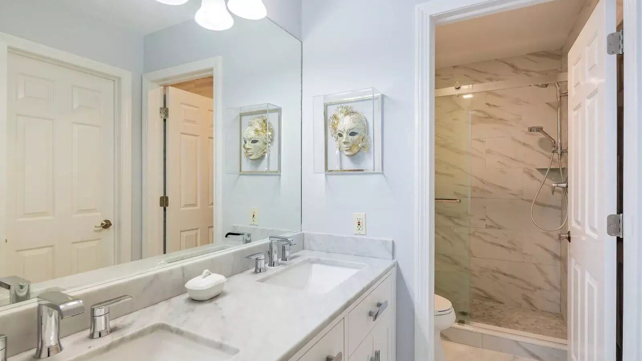 Photo of Others in Lion Head Beach