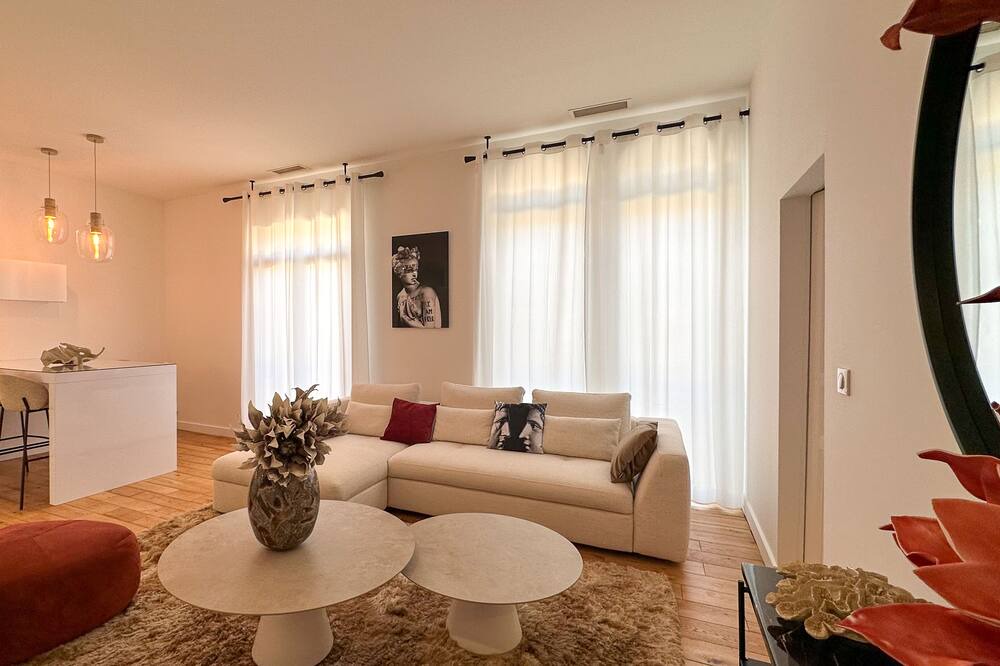 Photo of Livingroom in Boujan-sur-Libron