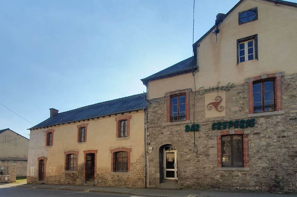Photo of Outdoor in Caulnes