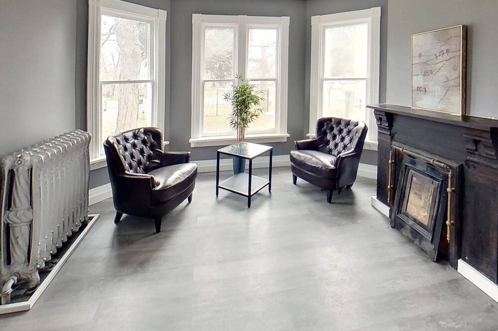 Photo of Others in Franklin