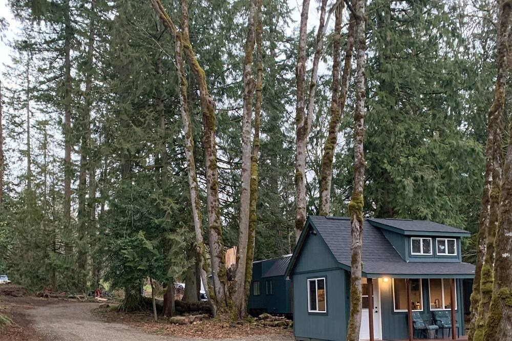 Photo of Outdoor in Maple Valley