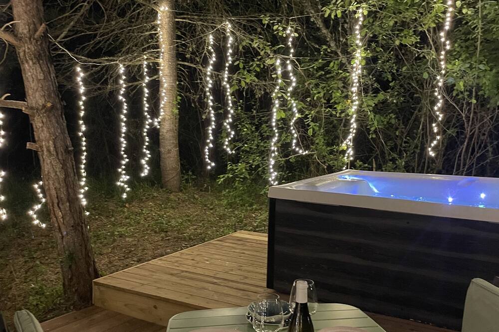 Photo of Outdoor in Montclar