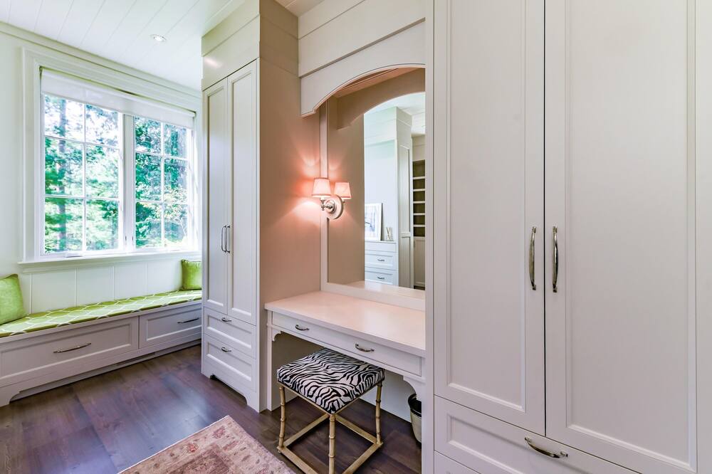 Photo of Bedroom in Muskoka Lakes