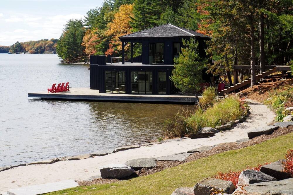 Photo of Others in Muskoka Lakes