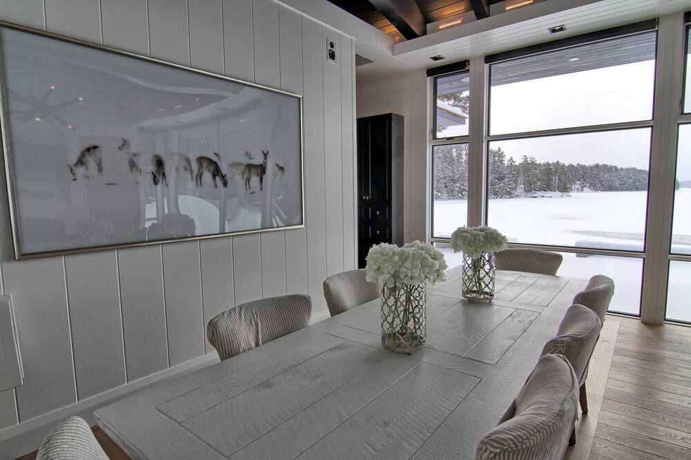 Photo of Bedroom in Muskoka Lakes