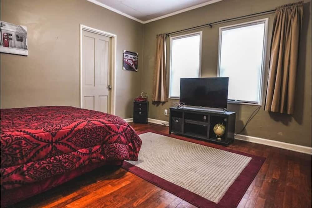 Photo of Bedroom in Arkansas City