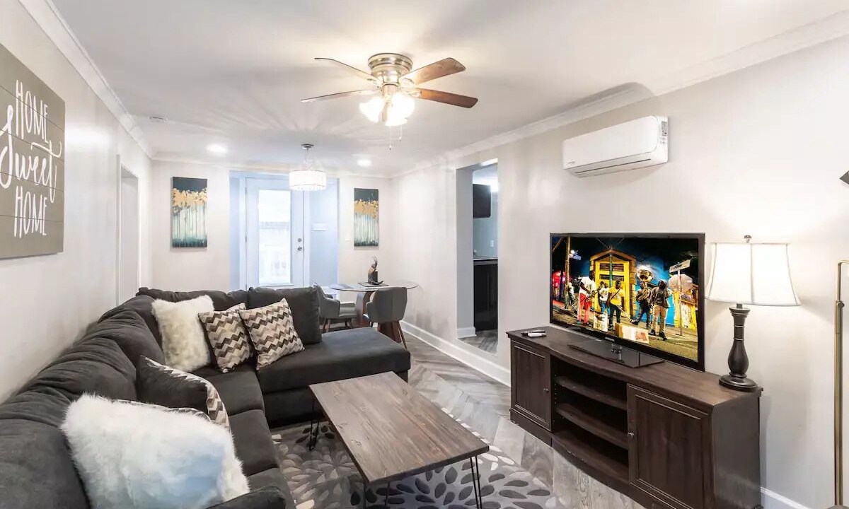 Photo of Livingroom in Hattiesburg